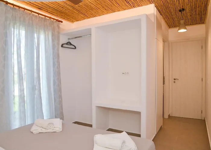 Mylopetra Milos * Trypiti