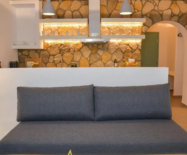 Mylopetra Milos Apartment Trypiti