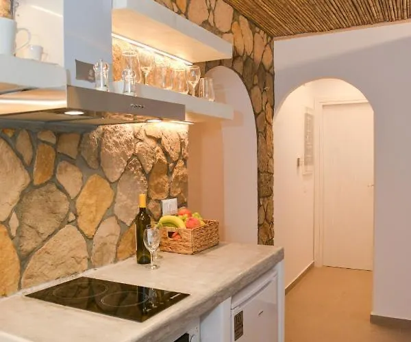 Apartment Mylopetra Milos