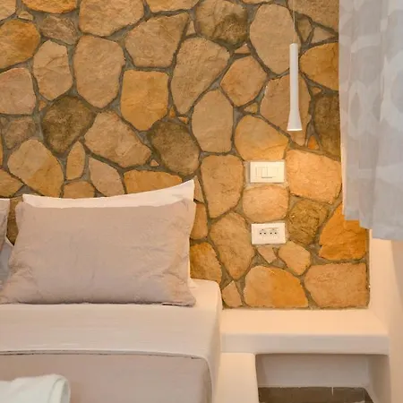 アパート Mylopetra Milos トリピティ